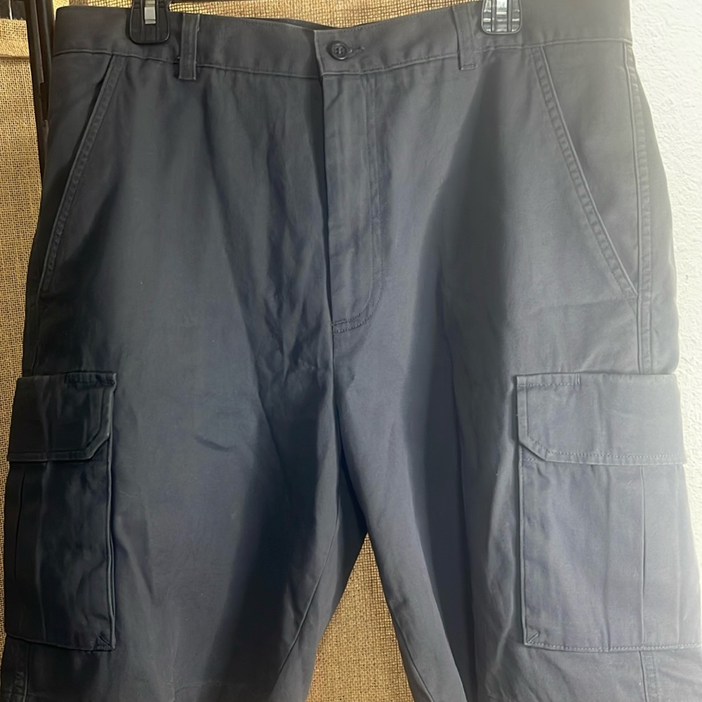 Shorts‎
